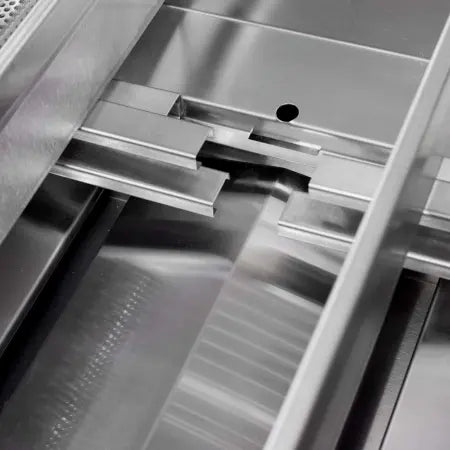 Blaze 32 Inch 4 Burner LTE Gas Grill - BLZ-4LTE2-LP - Texas Outdoor Patio Center